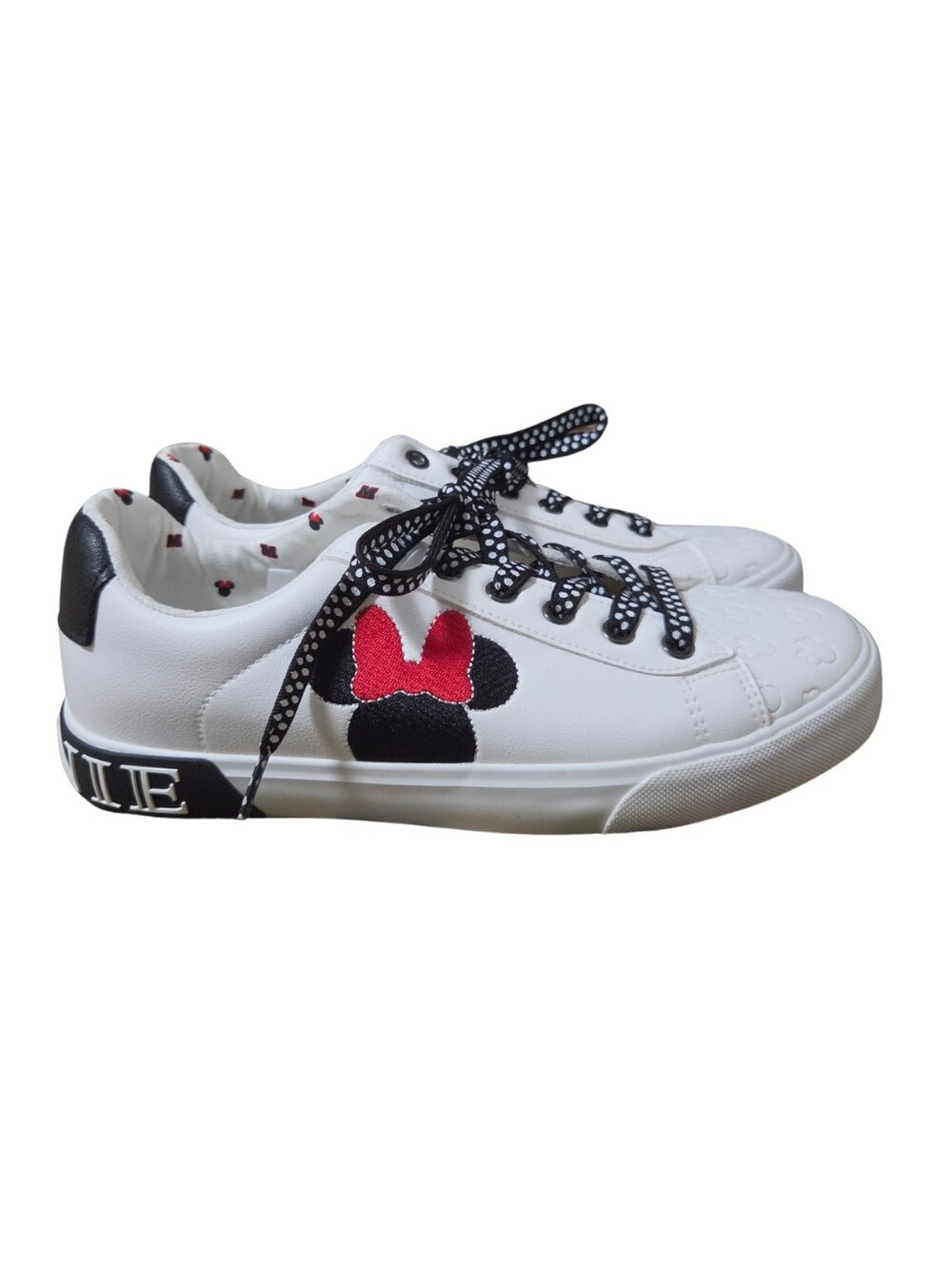 Disney Minnie Mouse Low Top Sneakers Womens 8 White Red Shoes Walking Vacation